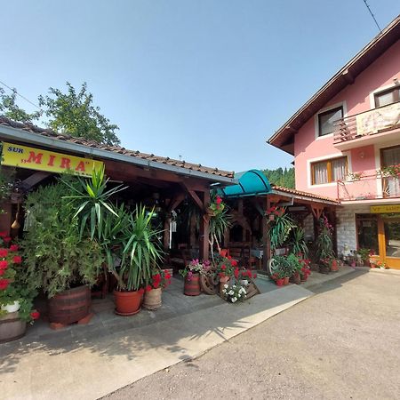 Apartment "Mira" ฟอชา ภายนอก รูปภาพ
