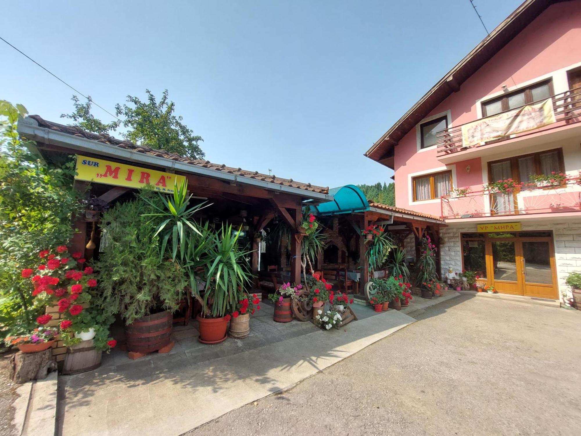 Apartment "Mira" ฟอชา ภายนอก รูปภาพ