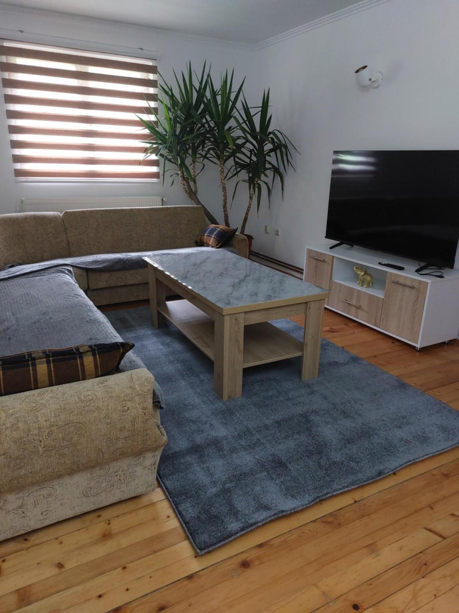 Apartment "Mira" ฟอชา ภายนอก รูปภาพ